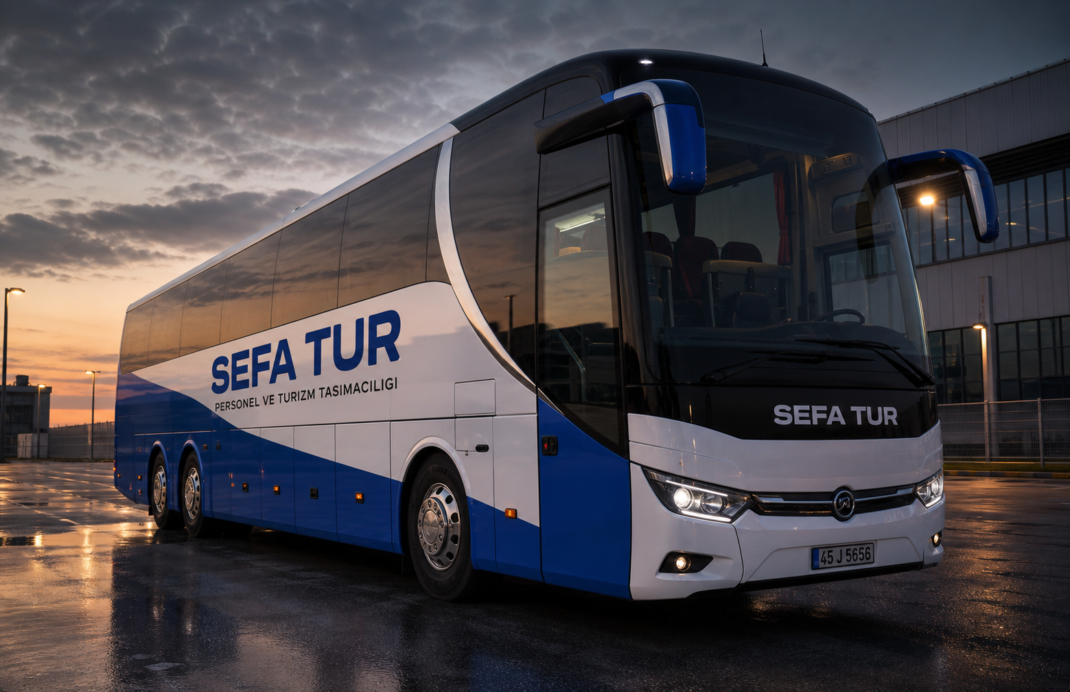 Sefa Tur logolu kurumsal otobüs